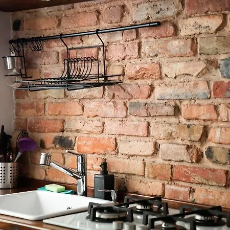 Glogowa Bricks * Warsaw